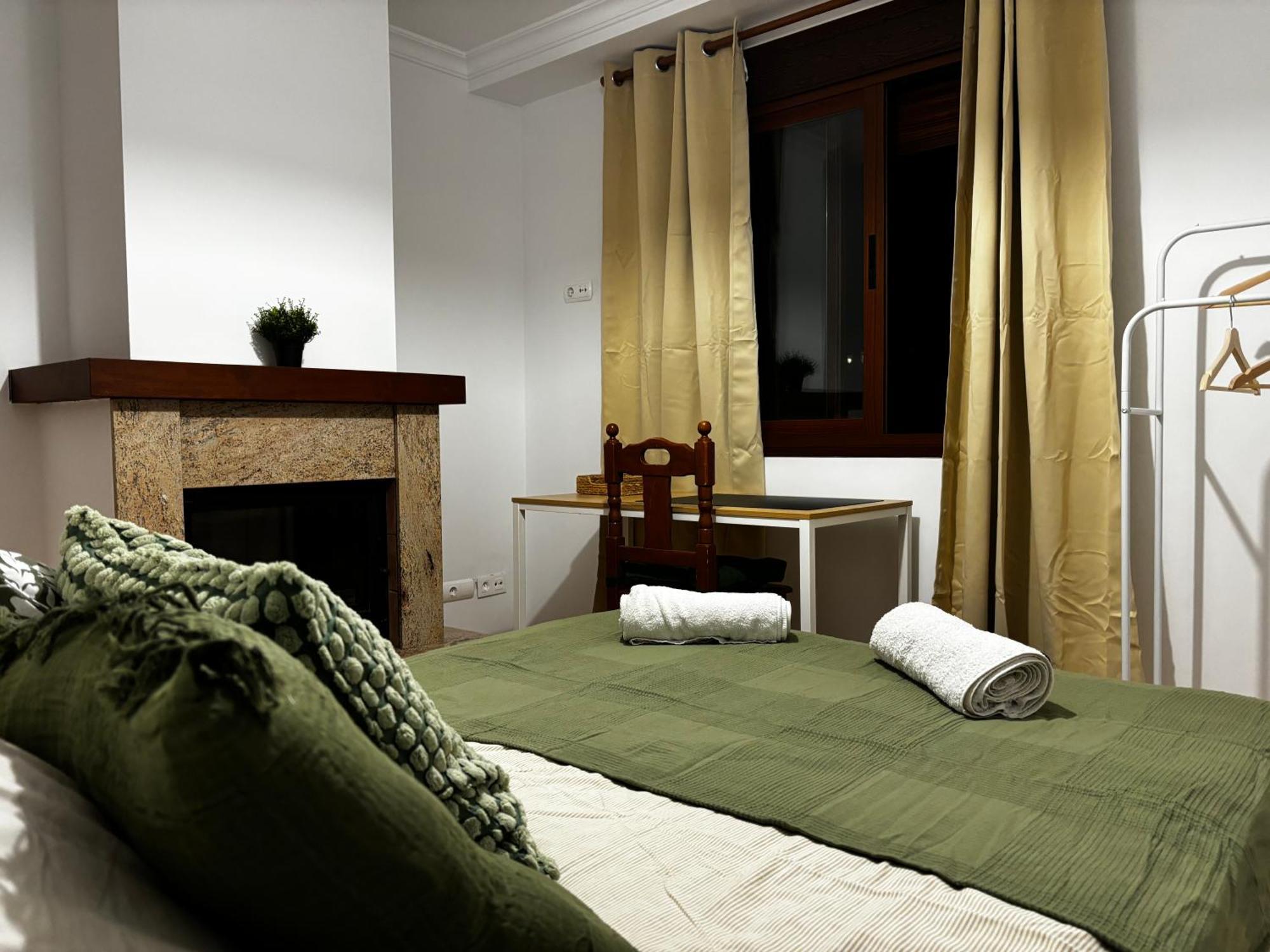 Habitacion En Casa Vacacional フエンヒロラ エクステリア 写真