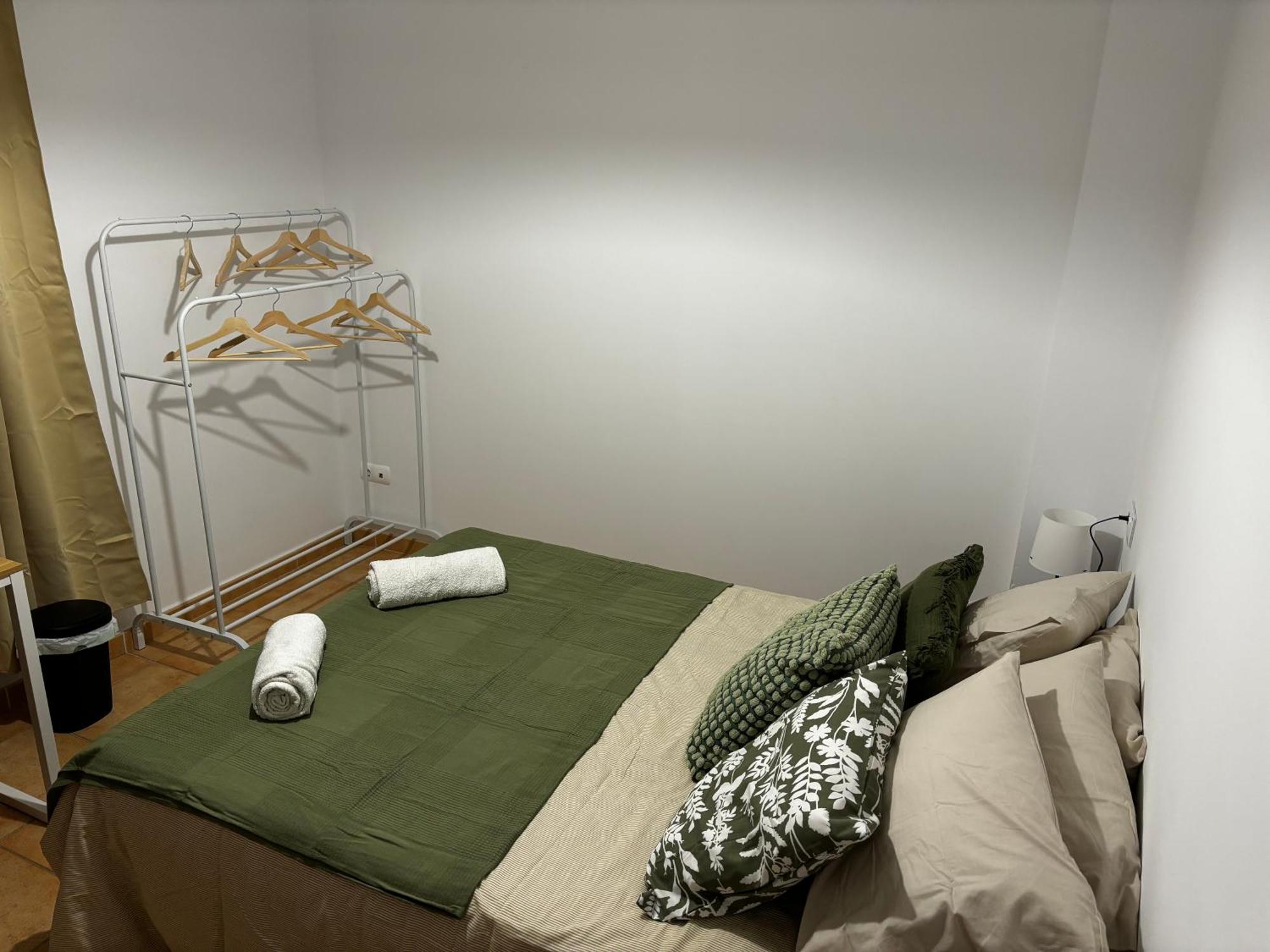 Habitacion En Casa Vacacional フエンヒロラ エクステリア 写真
