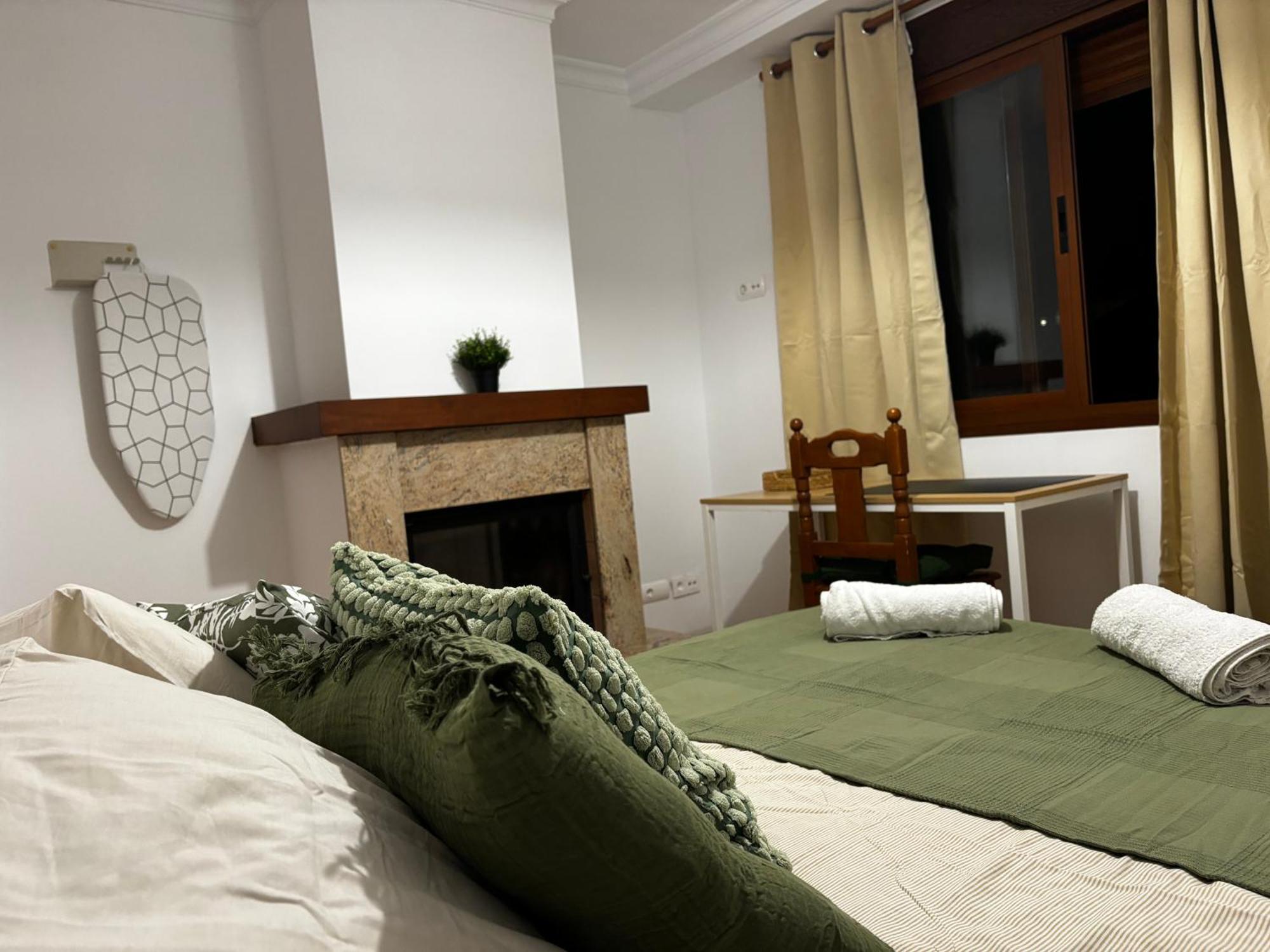 Habitacion En Casa Vacacional フエンヒロラ エクステリア 写真